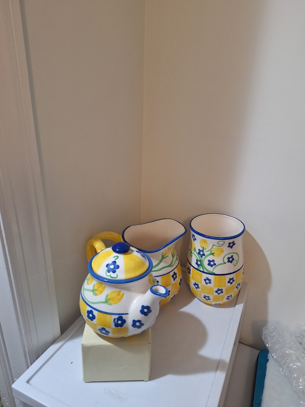 Yellow & Blue Floral Ceramea Set - Handcrafted Style - Picture 2 of 3